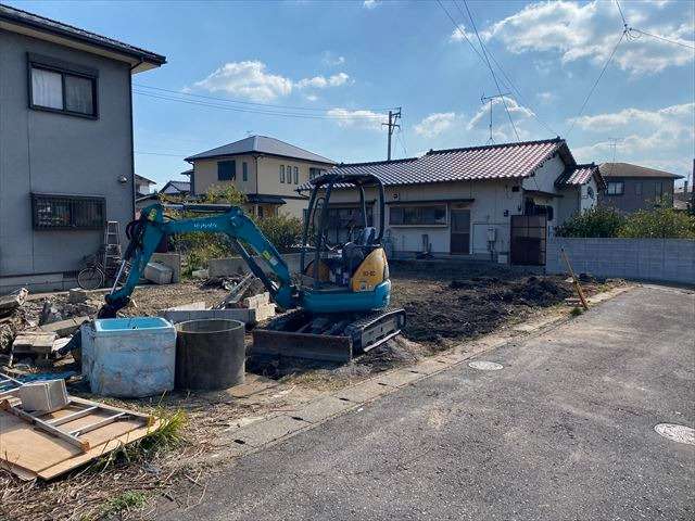 小倉南区中吉田解体工事始まりました